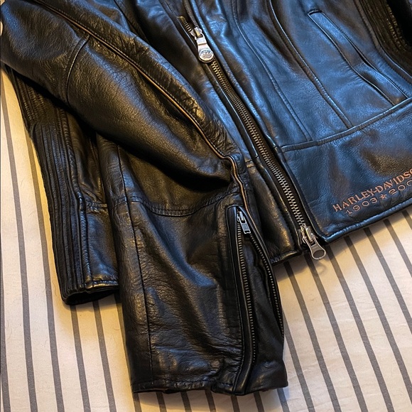 S.  Harley-Davidson Women's Black Leather Jacket with Silver Accents   LIKE NEW - Picture 7 of 13
